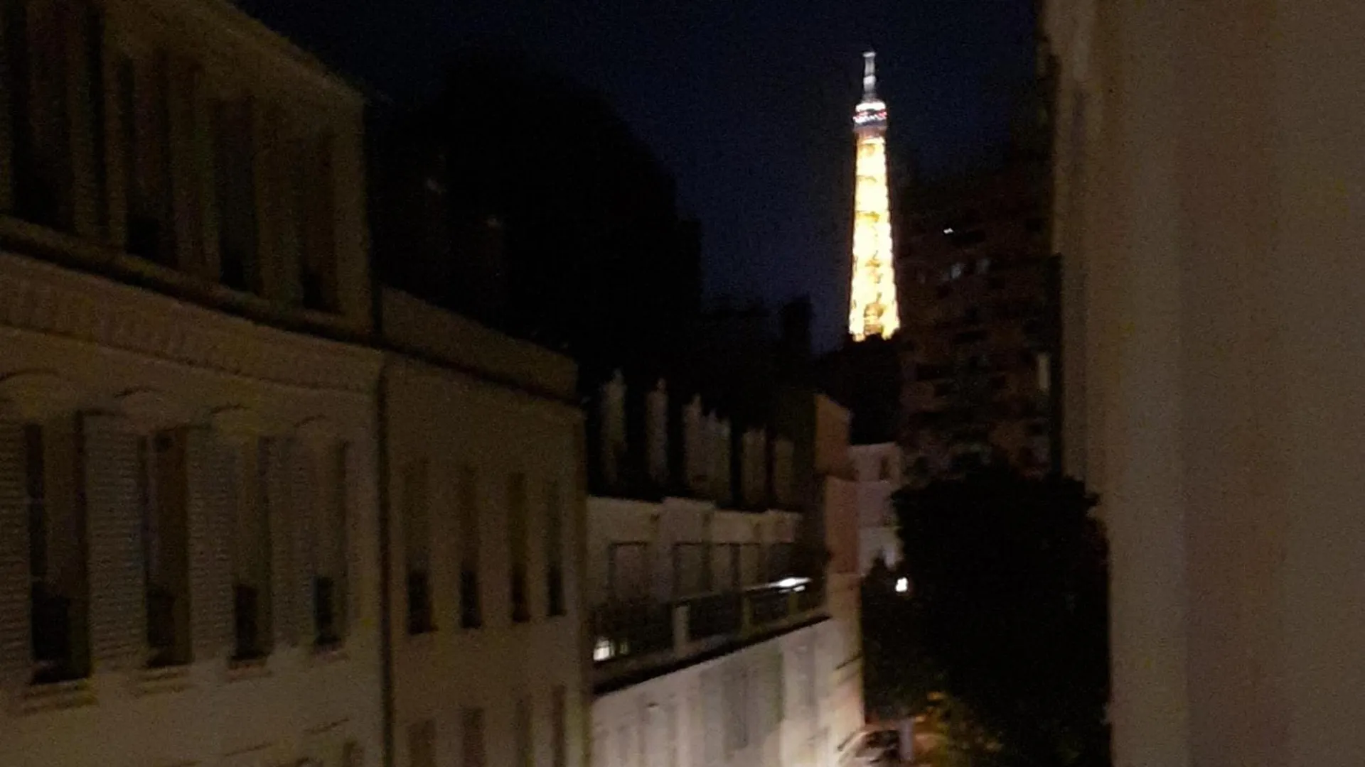 Apartment Calme Et Proche Tour Eiffel Paris